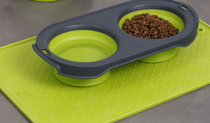 Килимок антиковзкий під миски Dexas Bowl Grippmat S для собак та котів 33x48 см Блакитний (PW9002194) - Зображення 5